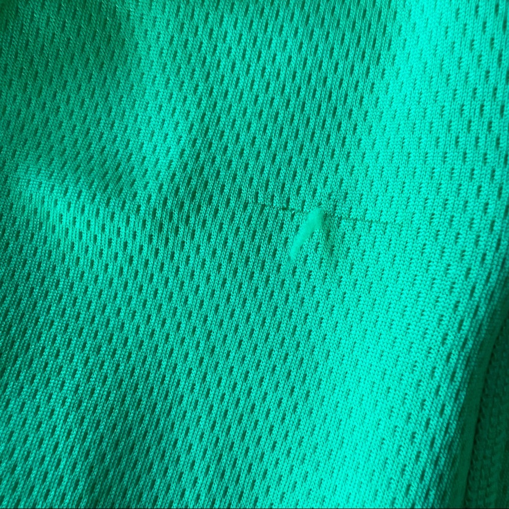 - Adidas Sz L Shamrock Run 3-Stripe Long Sleeve Fitness Top! EUC! - Picture 8 of 12
